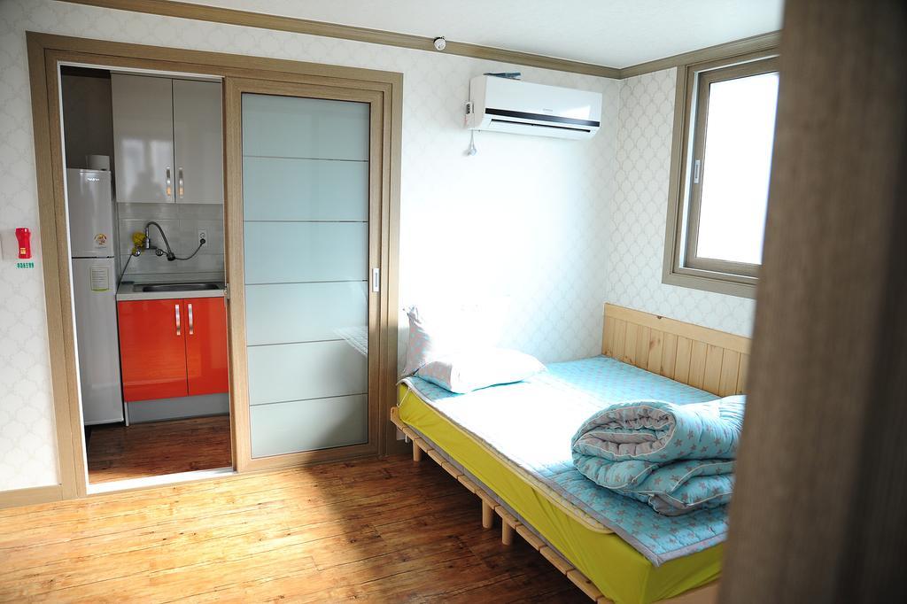 The 1St Andong Hostel Kültér fotó